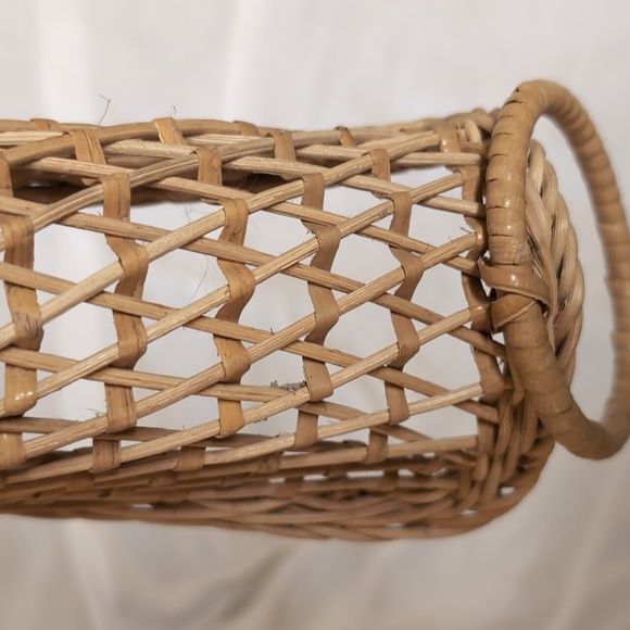 Vintage wicker wine bottle basket - Picture 3 of 4